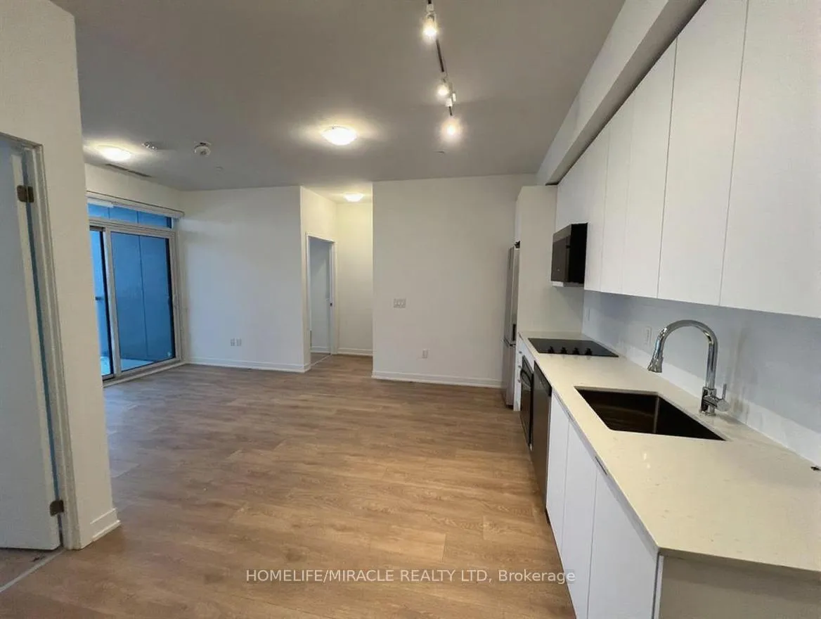 Photo 10 of Unit 430, 498 Caldari Road, Vaughan, Concord — HOMEH