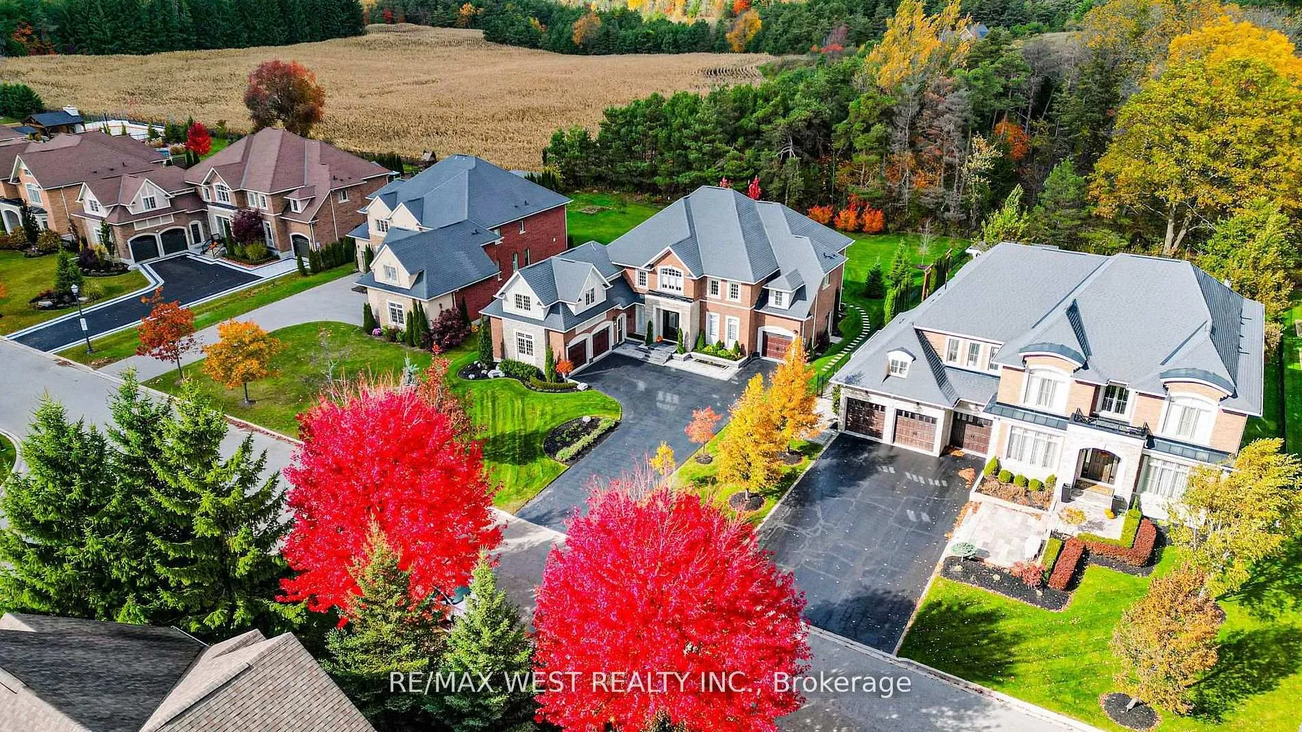 Front of 18 Wyndance Way