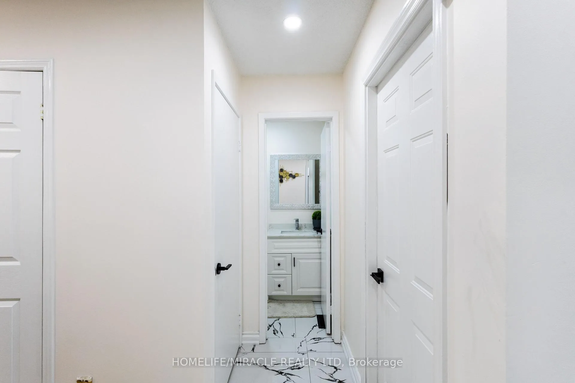 Photo 6 of 60 Denlow Drive, Brampton, Fletcher's West — HOMEH