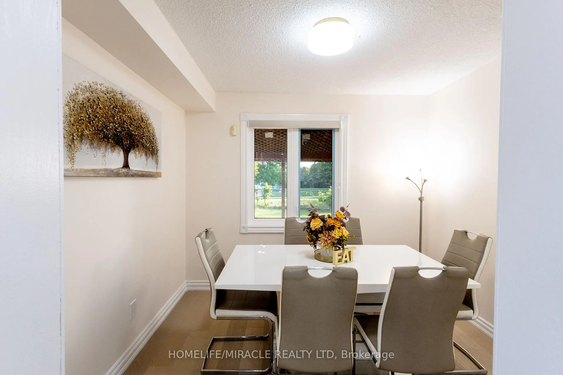 Photo 11 of 60 Denlow Drive, Brampton, Fletcher's West — HOMEH