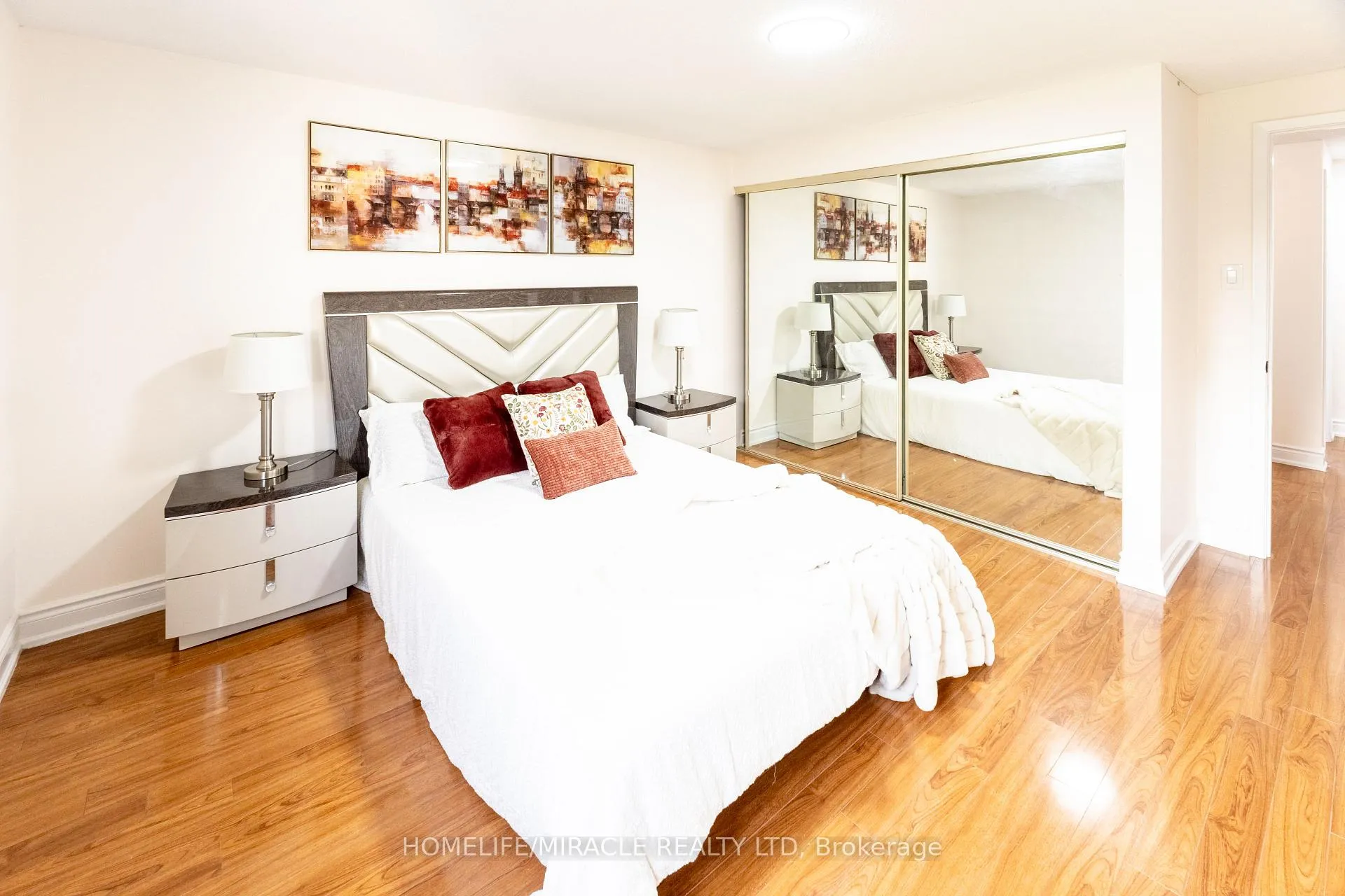 Photo 22 of 60 Denlow Drive, Brampton, Fletcher's West — HOMEH