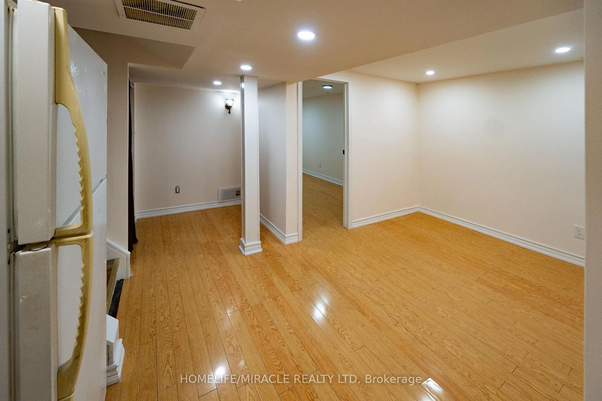 Photo 30 of 60 Denlow Drive, Brampton, Fletcher's West — HOMEH