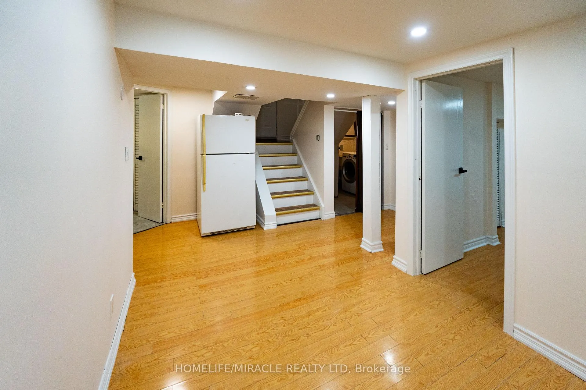 Photo 31 of 60 Denlow Drive, Brampton, Fletcher's West — HOMEH