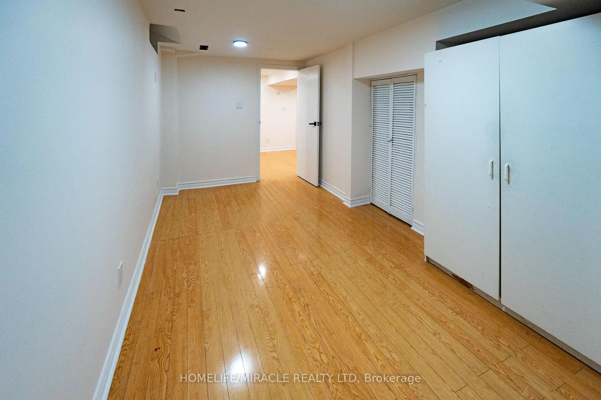 Photo 33 of 60 Denlow Drive, Brampton, Fletcher's West — HOMEH