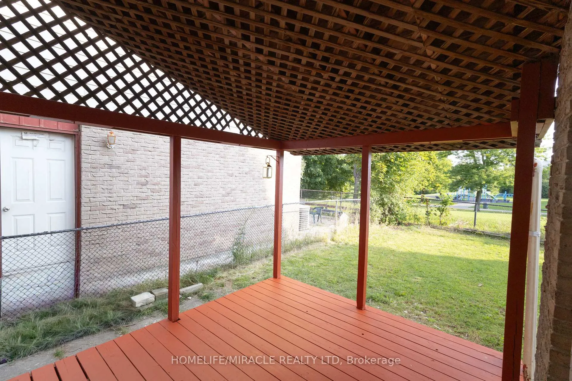 Photo 37 of 60 Denlow Drive, Brampton, Fletcher's West — HOMEH
