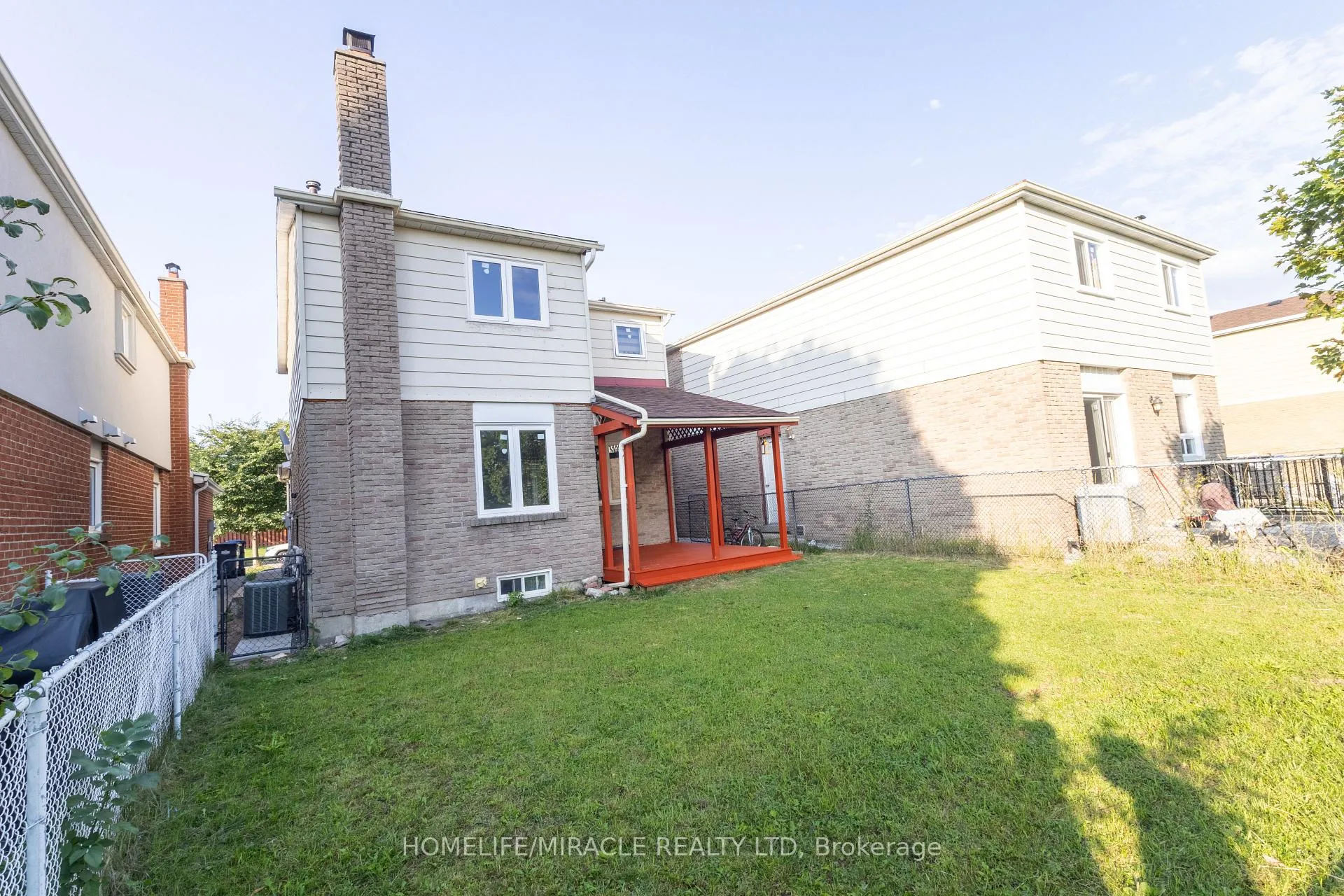 Photo 39 of 60 Denlow Drive, Brampton, Fletcher's West — HOMEH