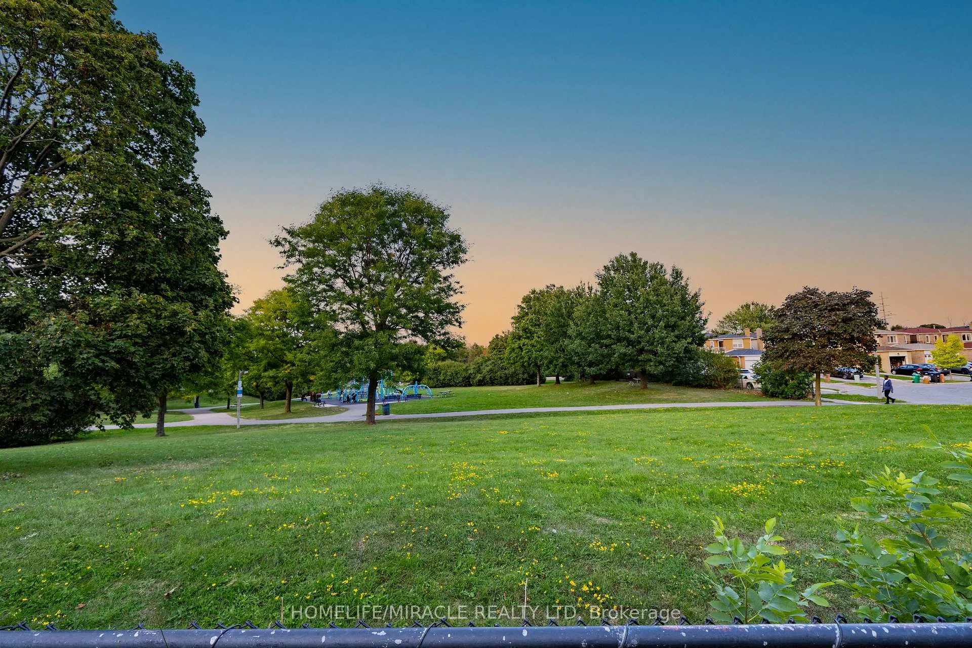Photo 44 of 60 Denlow Drive, Brampton, Fletcher's West — HOMEH