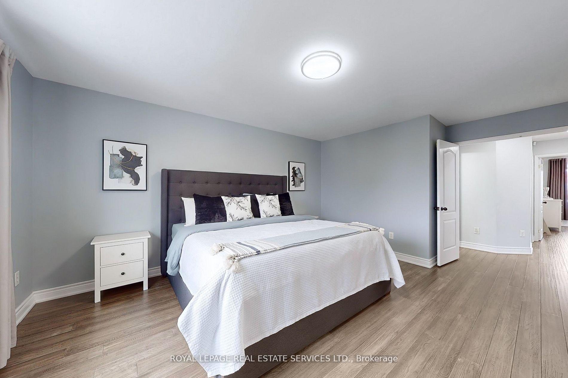 Photo 21 of 4830 Thomas Alton Boulevard, Burlington, Alton — HOMEH