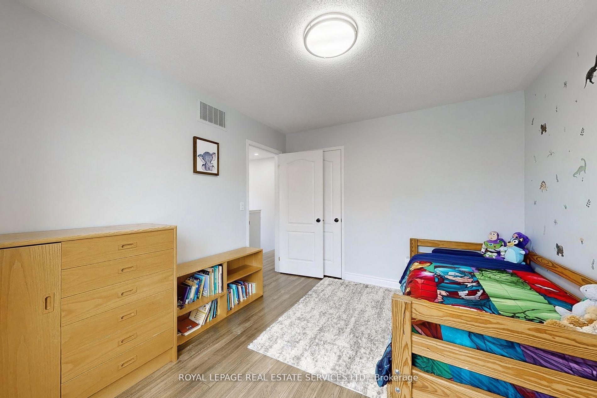 Photo 25 of 4830 Thomas Alton Boulevard, Burlington, Alton — HOMEH