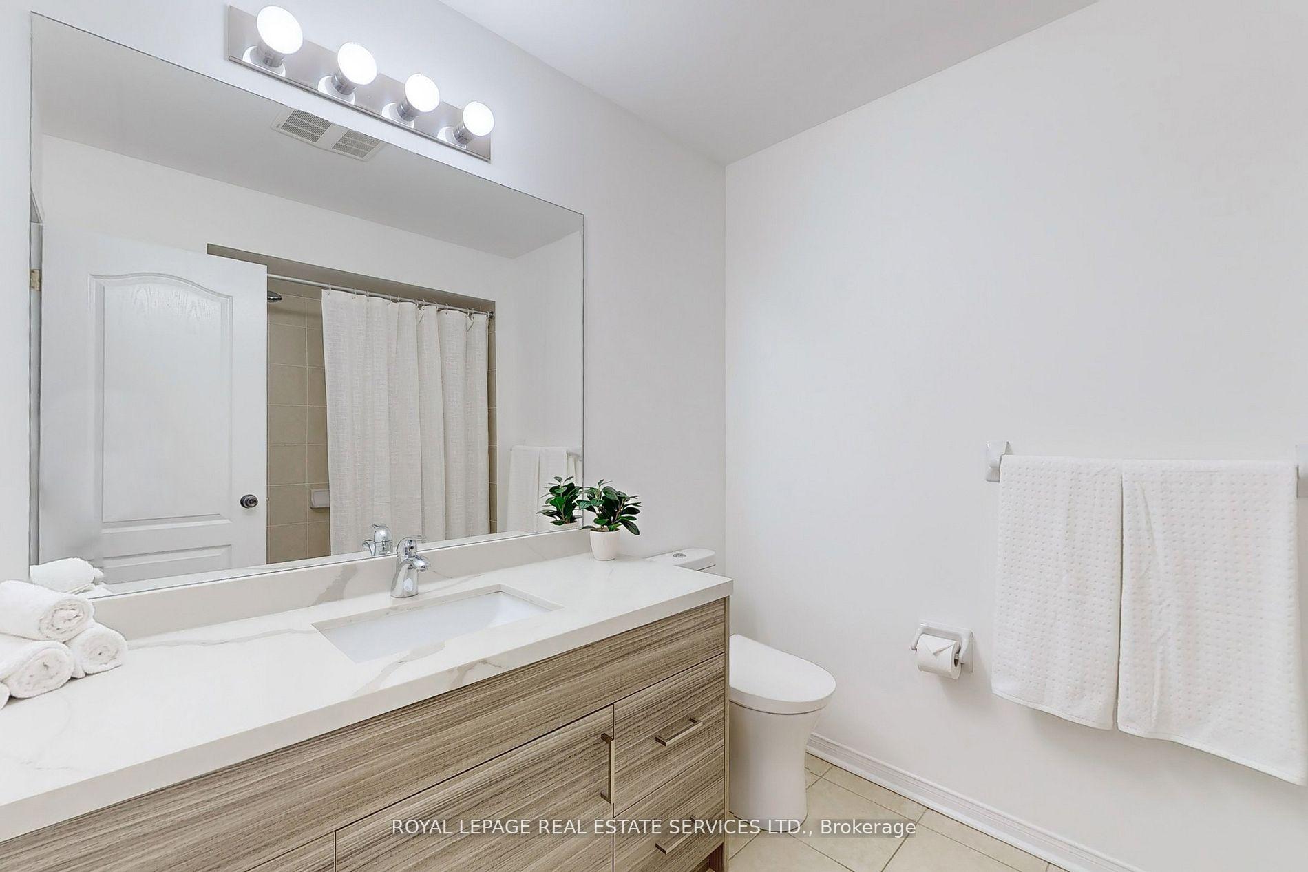 Photo 28 of 4830 Thomas Alton Boulevard, Burlington, Alton — HOMEH