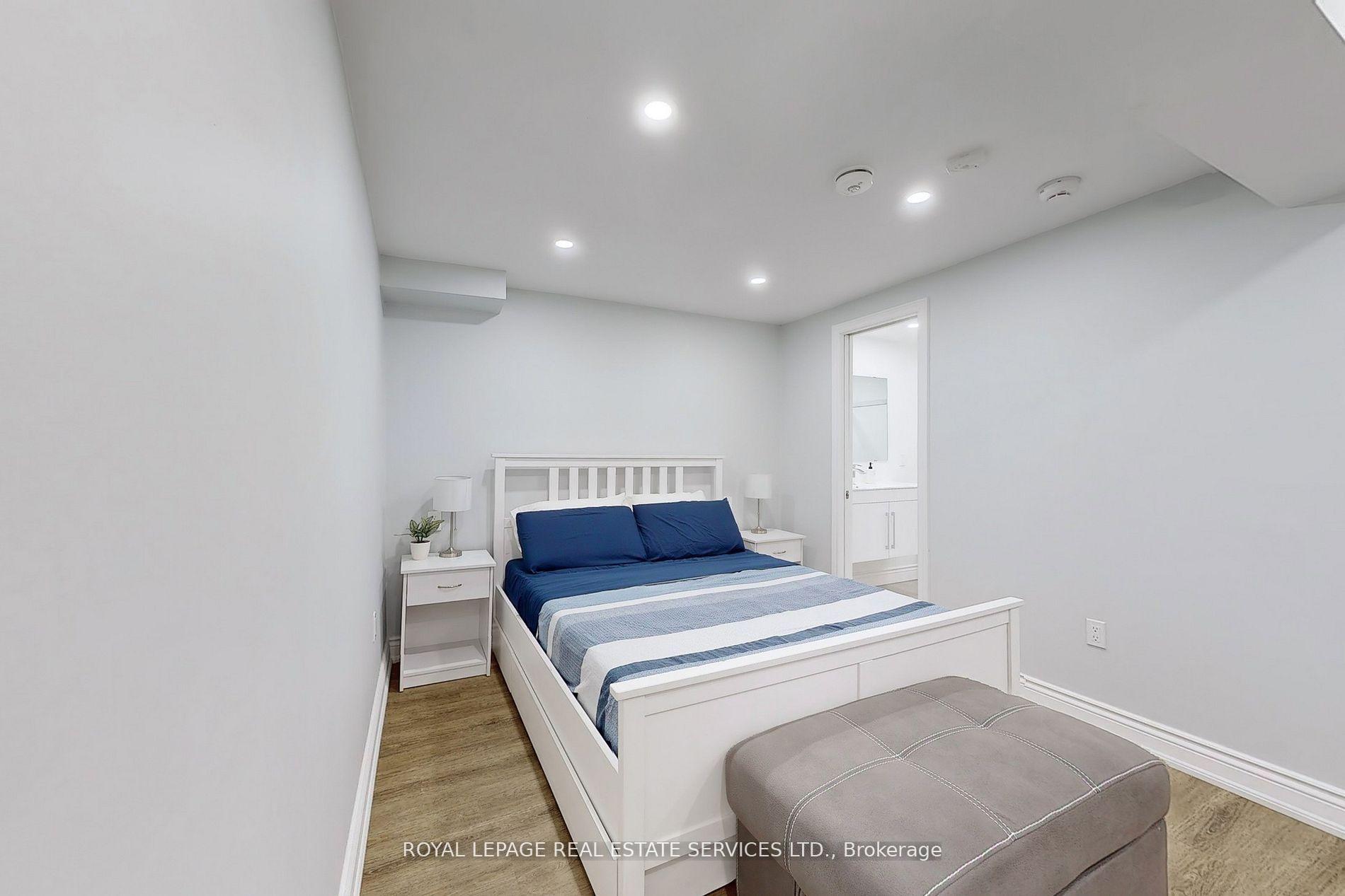 Photo 33 of 4830 Thomas Alton Boulevard, Burlington, Alton — HOMEH