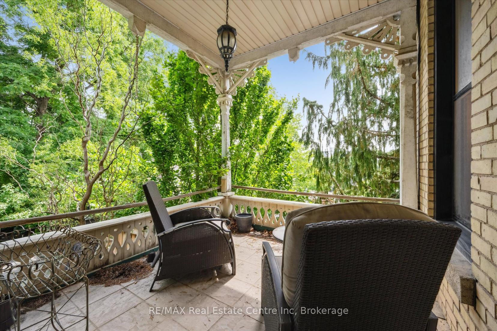 Photo 12 of 83 King Street, Guelph, St. George's — HOMEH