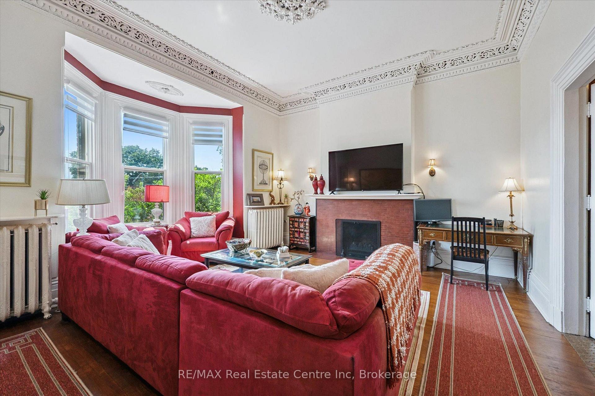 Photo 13 of 83 King Street, Guelph, St. George's — HOMEH