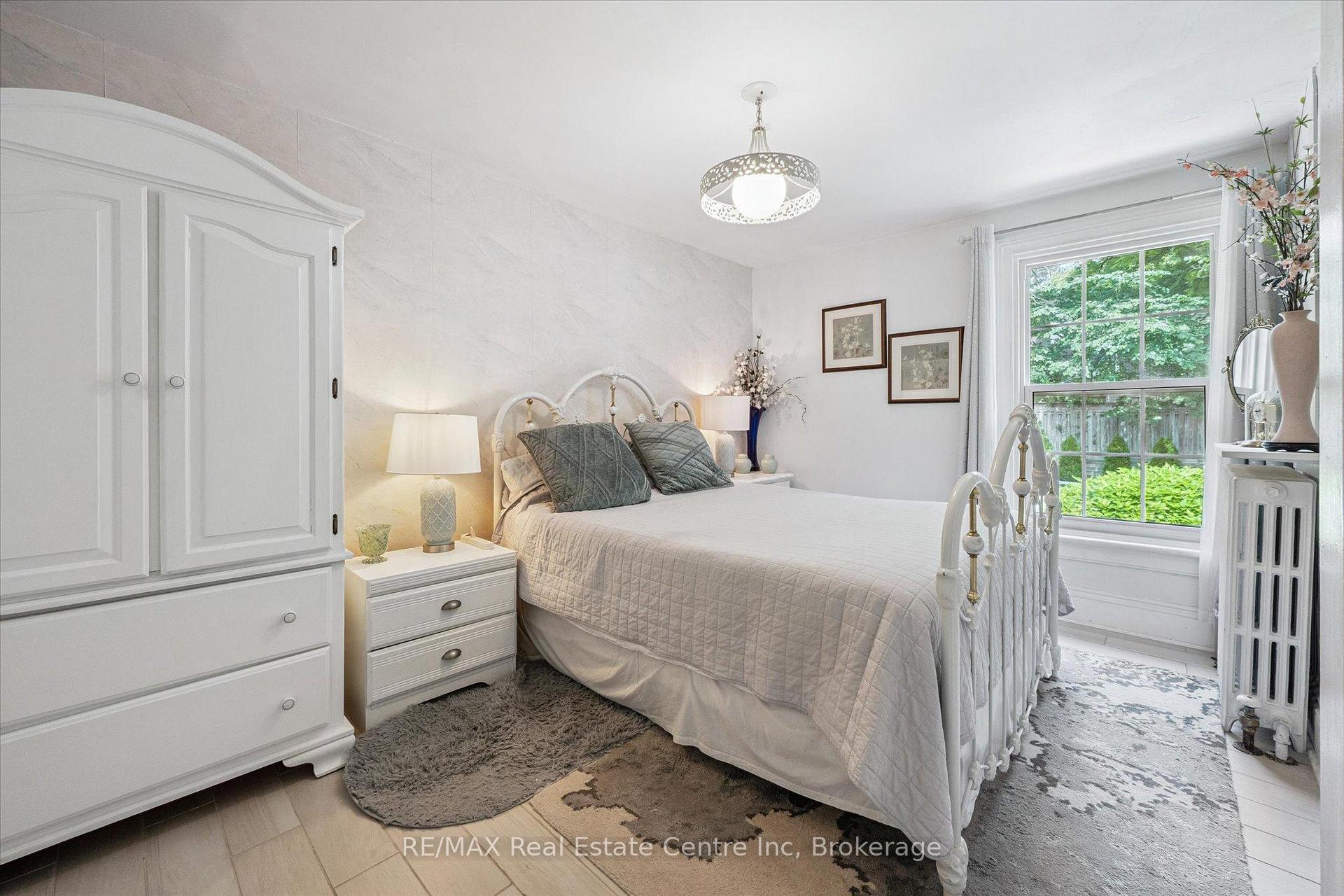 Photo 27 of 83 King Street, Guelph, St. George's — HOMEH