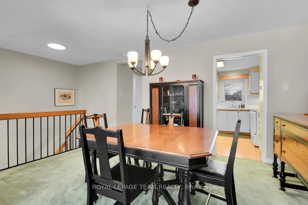 Photo 12 of 1137 Ambleside Drive, Ottawa, Woodroffe — HOMEH