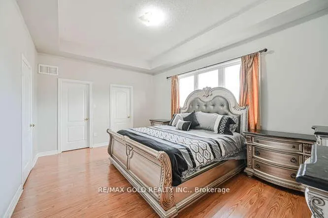 Photo 18 of 106 Watsonbrook Drive, Brampton, Sandringham-Wellington — HOMEH