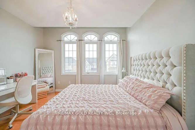 Photo 25 of 106 Watsonbrook Drive, Brampton, Sandringham-Wellington — HOMEH