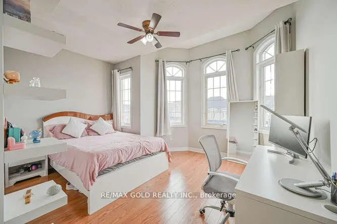 Photo 26 of 106 Watsonbrook Drive, Brampton, Sandringham-Wellington — HOMEH