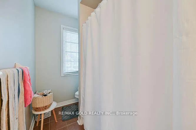 Photo 27 of 106 Watsonbrook Drive, Brampton, Sandringham-Wellington — HOMEH