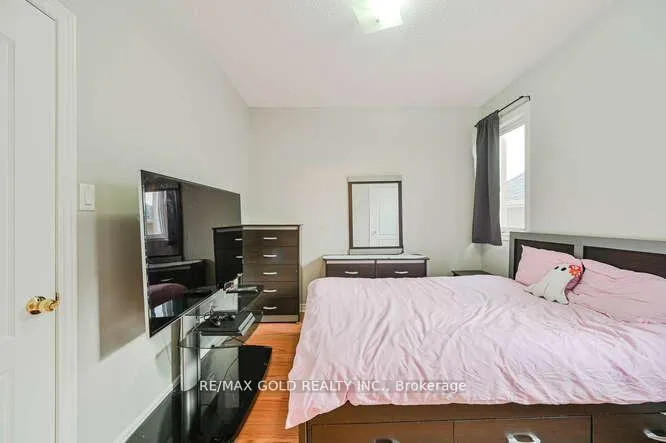 Photo 30 of 106 Watsonbrook Drive, Brampton, Sandringham-Wellington — HOMEH