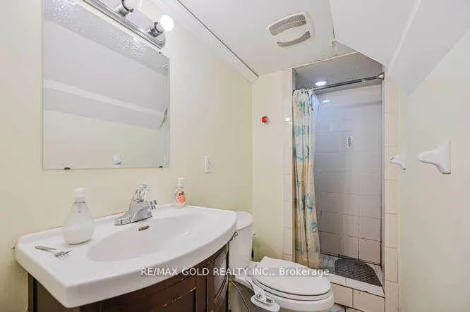 Photo 37 of 106 Watsonbrook Drive, Brampton, Sandringham-Wellington — HOMEH