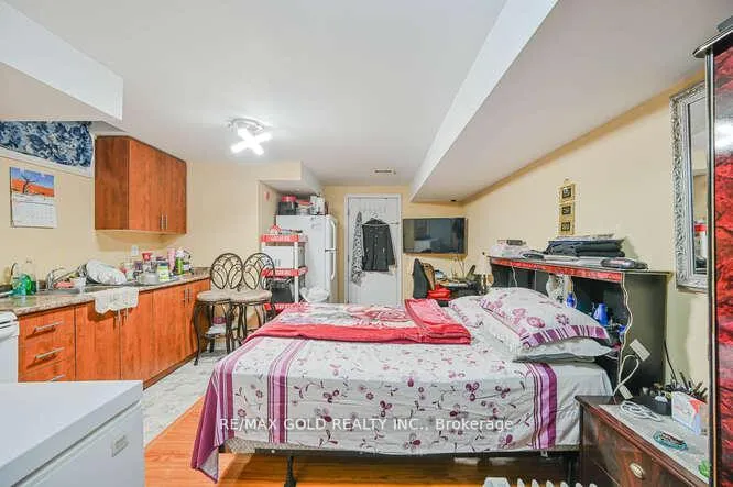 Photo 38 of 106 Watsonbrook Drive, Brampton, Sandringham-Wellington — HOMEH