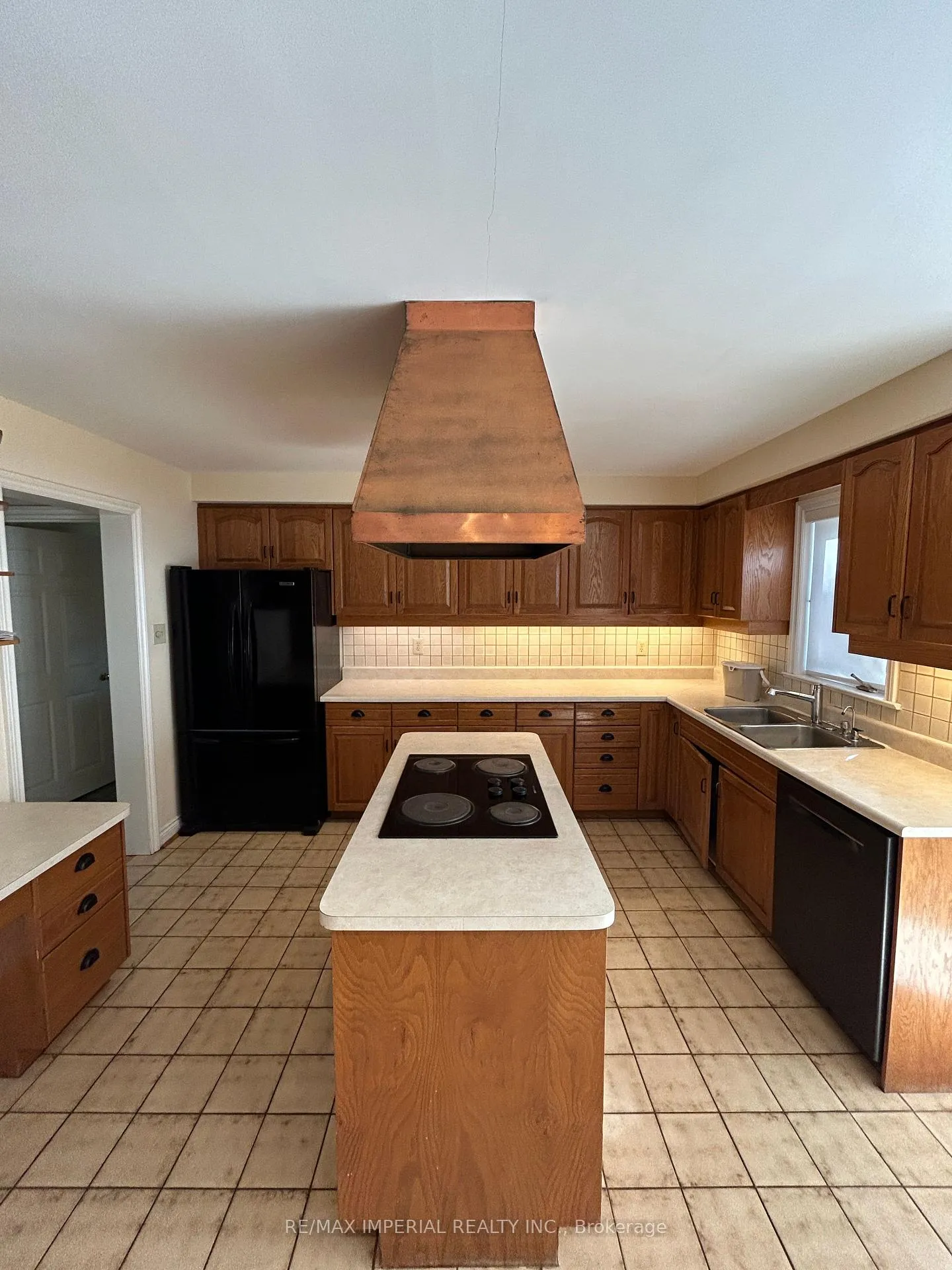 Photo 17 of 7 Dodie Street, Aurora, Aurora Village — HOMEH