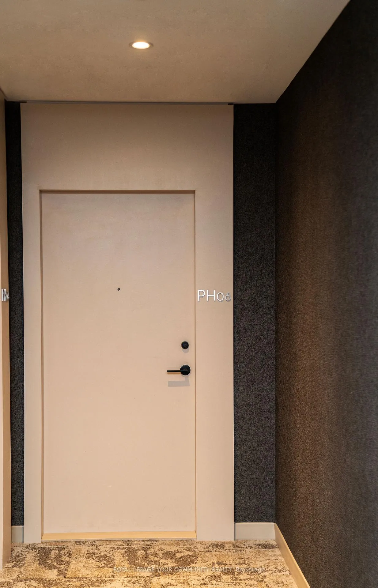 Photo 6 of Unit Ph06, 2020 Bathurst Street N, Toronto, Humewood-Cedarvale — HOMEH
