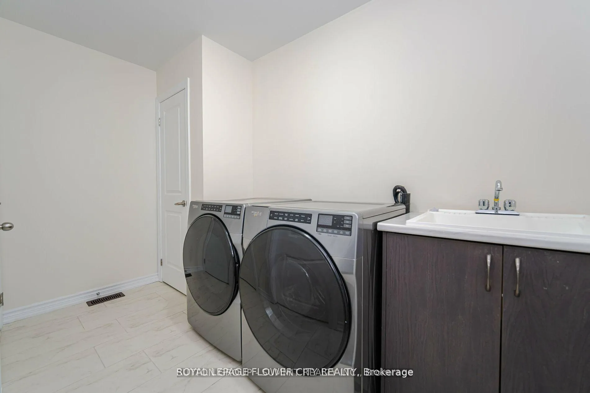 Photo 2 of Unit LOWER, 12200 Mclaughlin Road, Caledon, Rural Caledon — HOMEH
