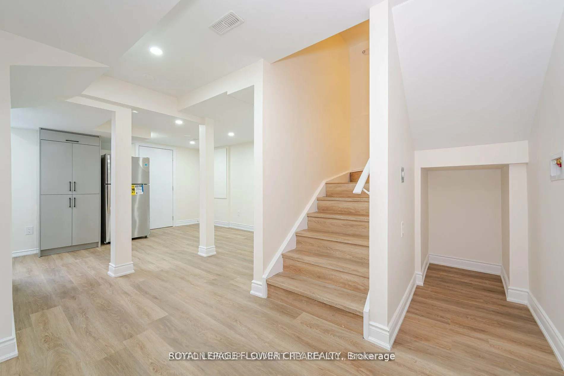 Photo 3 of Unit LOWER, 12200 Mclaughlin Road, Caledon, Rural Caledon — HOMEH