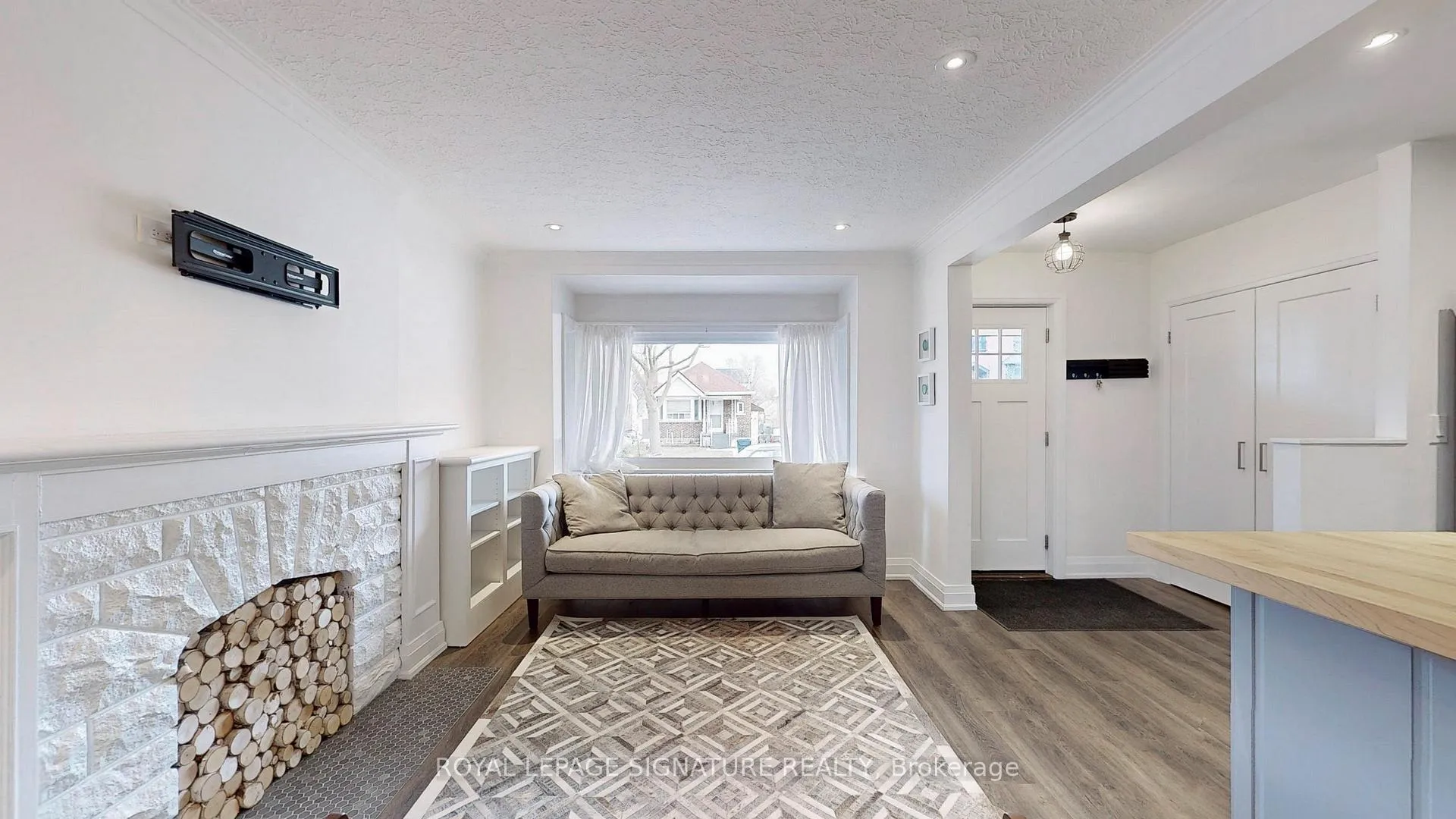 Photo 2 of 500 Atlas Avenue, Toronto, Humewood-Cedarvale — HOMEH