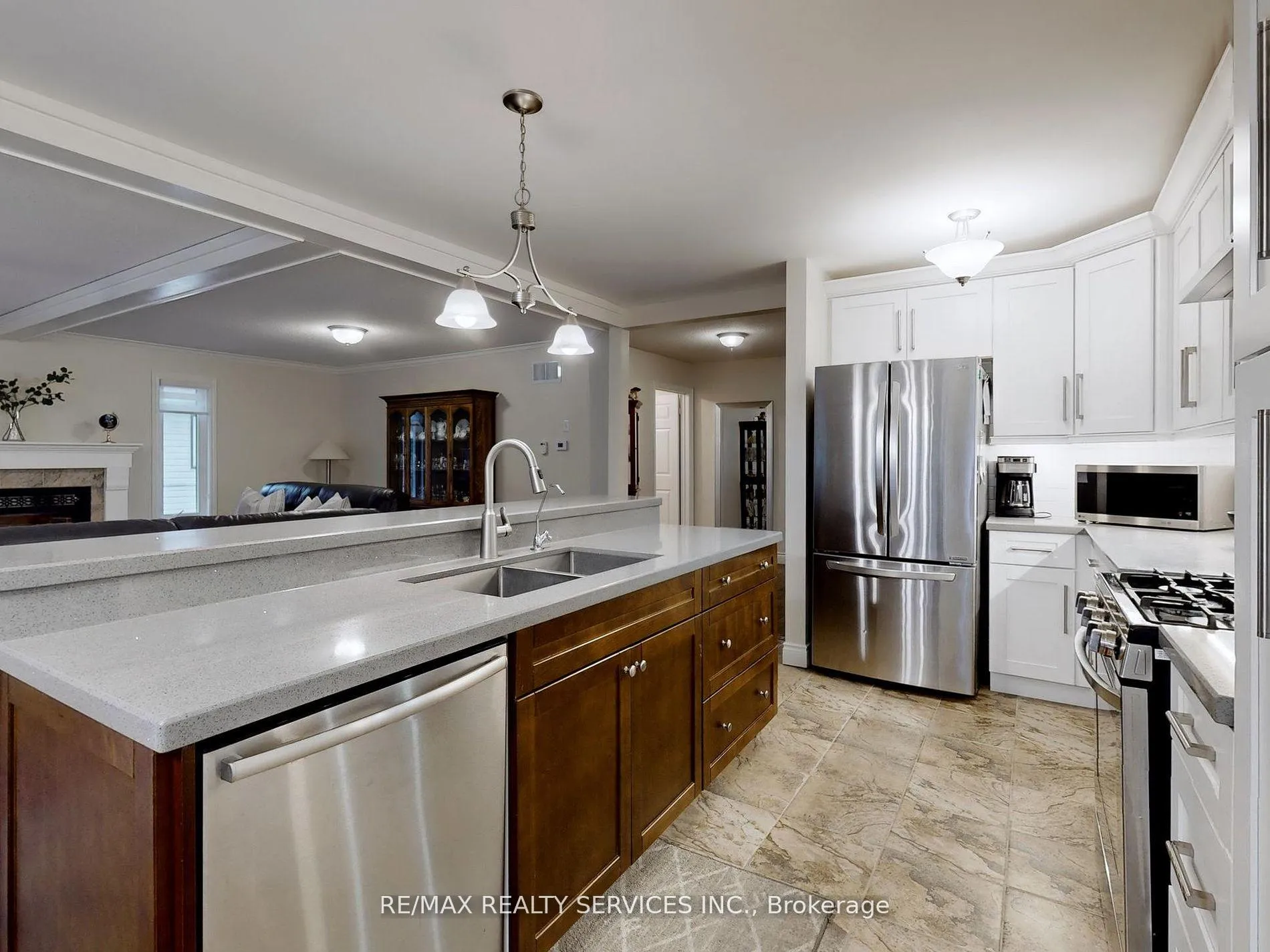 Photo 15 of 10 Bush Crescent, Wasaga Beach — HOMEH