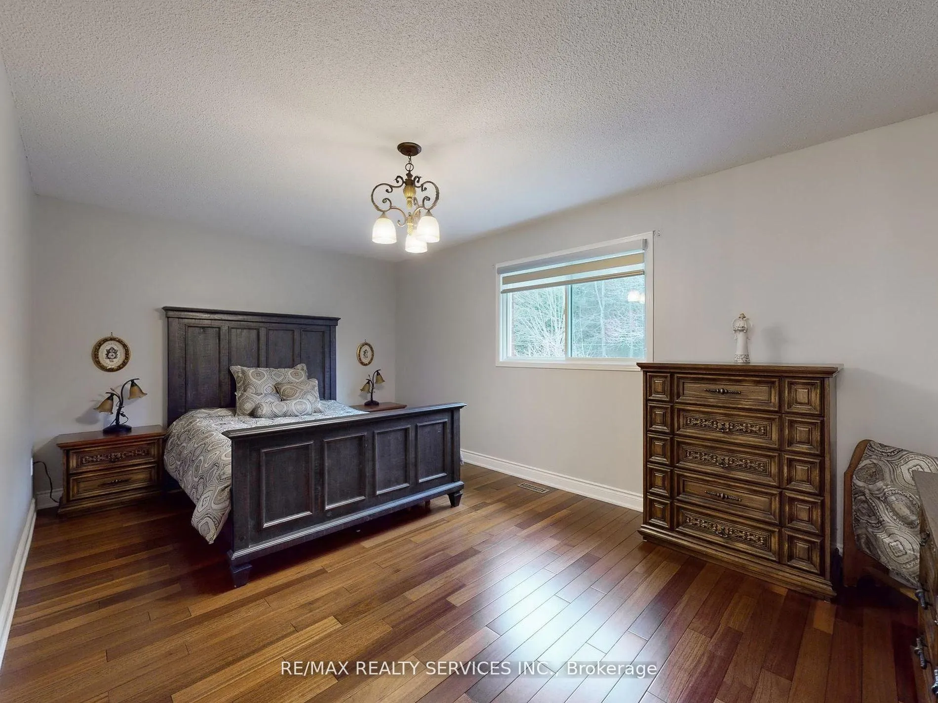 Photo 18 of 10 Bush Crescent, Wasaga Beach — HOMEH