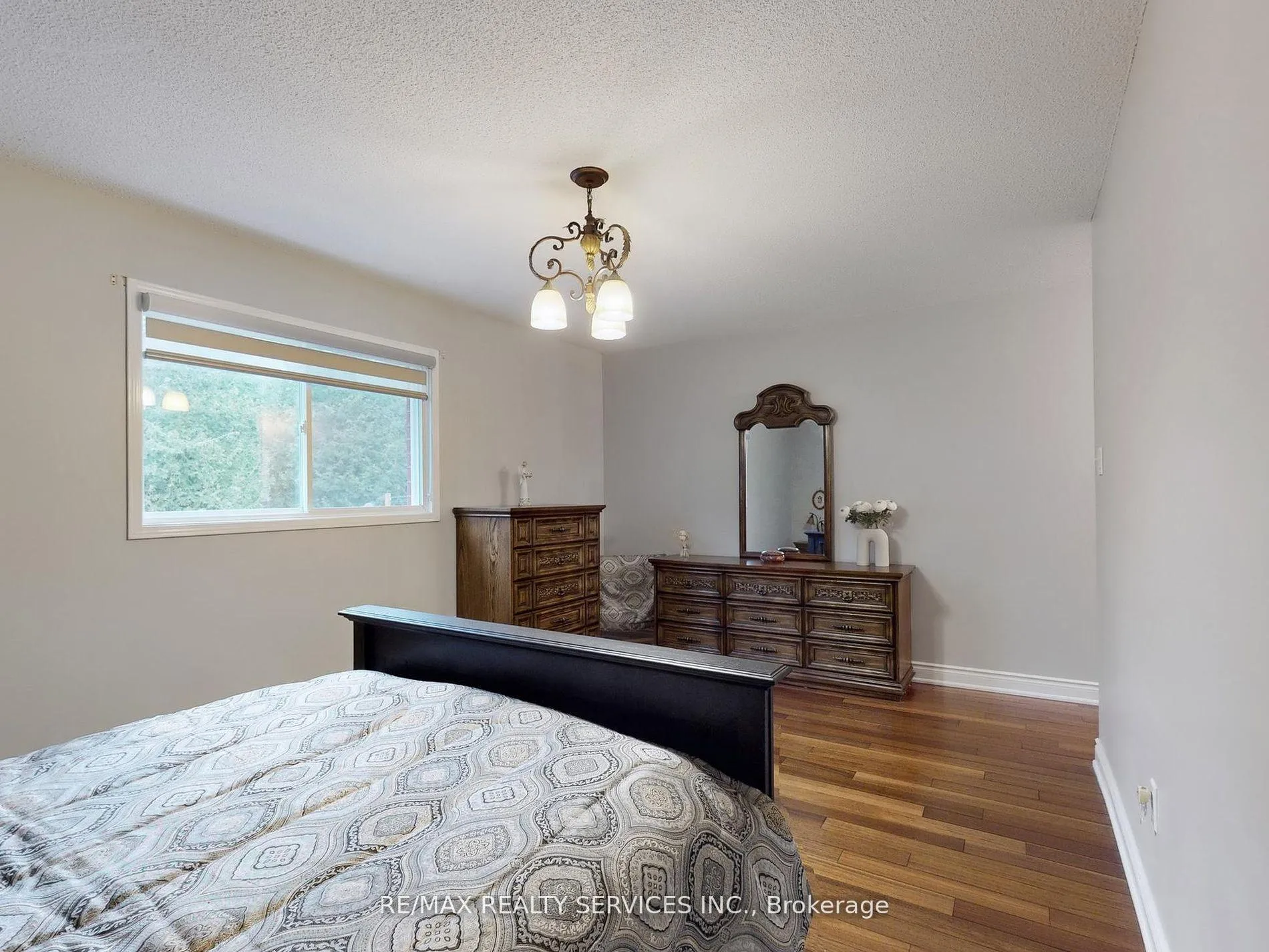 Photo 19 of 10 Bush Crescent, Wasaga Beach — HOMEH