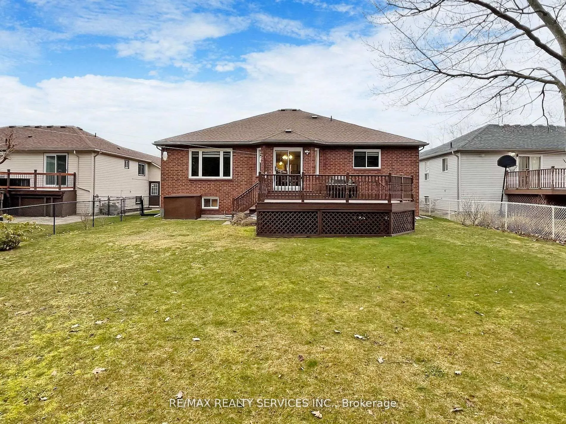 Photo 37 of 10 Bush Crescent, Wasaga Beach — HOMEH