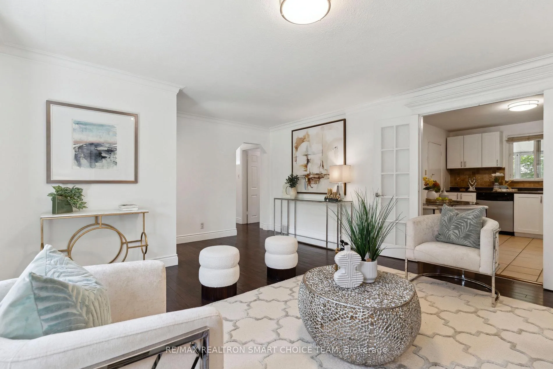 Photo 12 of 106 Steeles Avenue E, Markham, Grandview — HOMEH