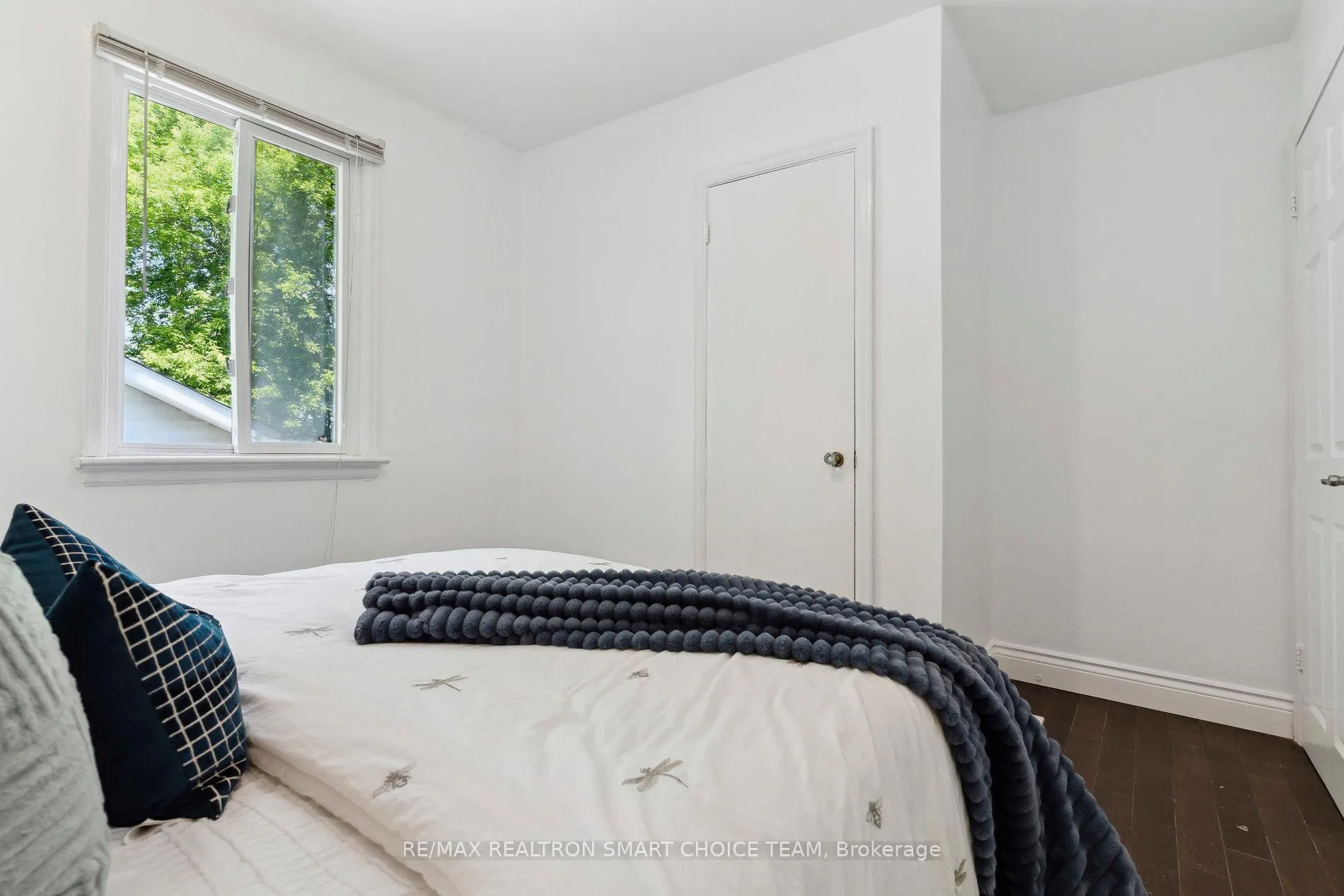 Photo 25 of 106 Steeles Avenue E, Markham, Grandview — HOMEH