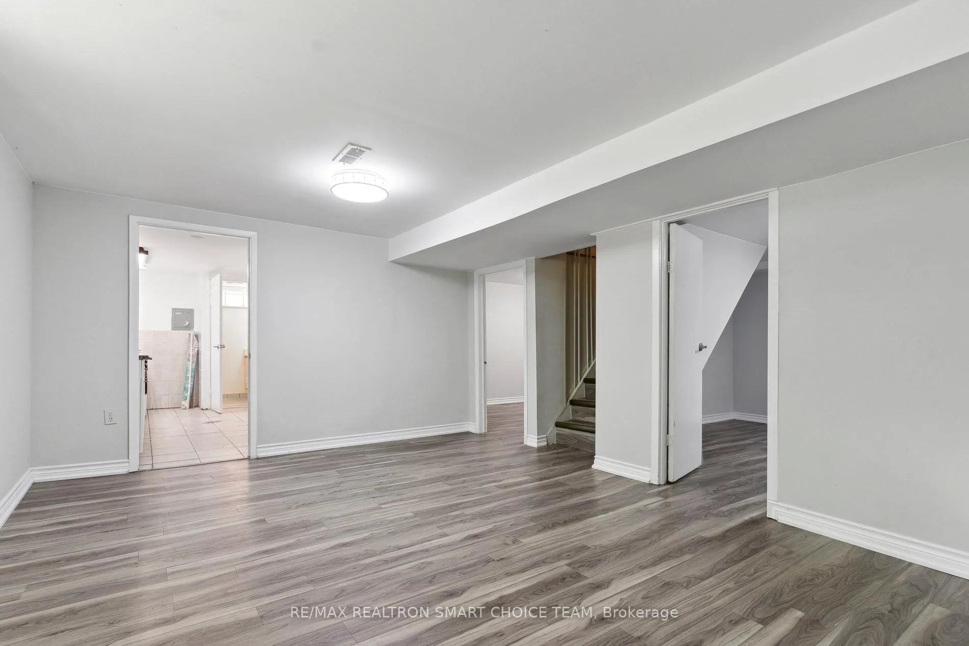 Photo 30 of 106 Steeles Avenue E, Markham, Grandview — HOMEH