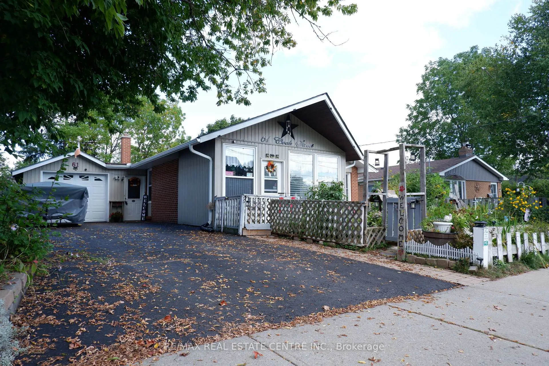 Photo 7 of 61 Cook Street, Halton Hills, Acton — HOMEH