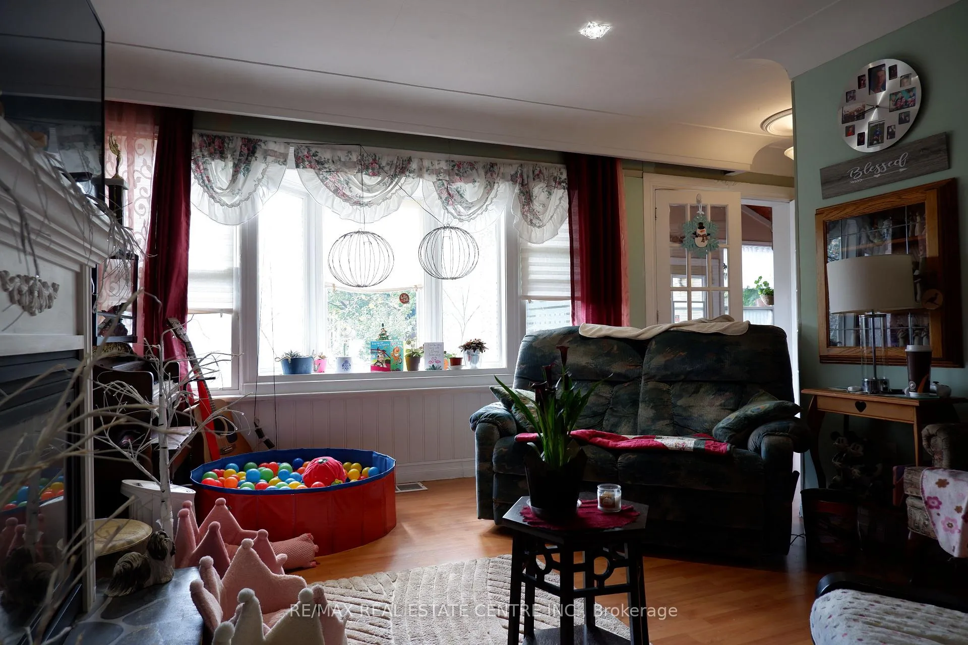 Photo 10 of 61 Cook Street, Halton Hills, Acton — HOMEH