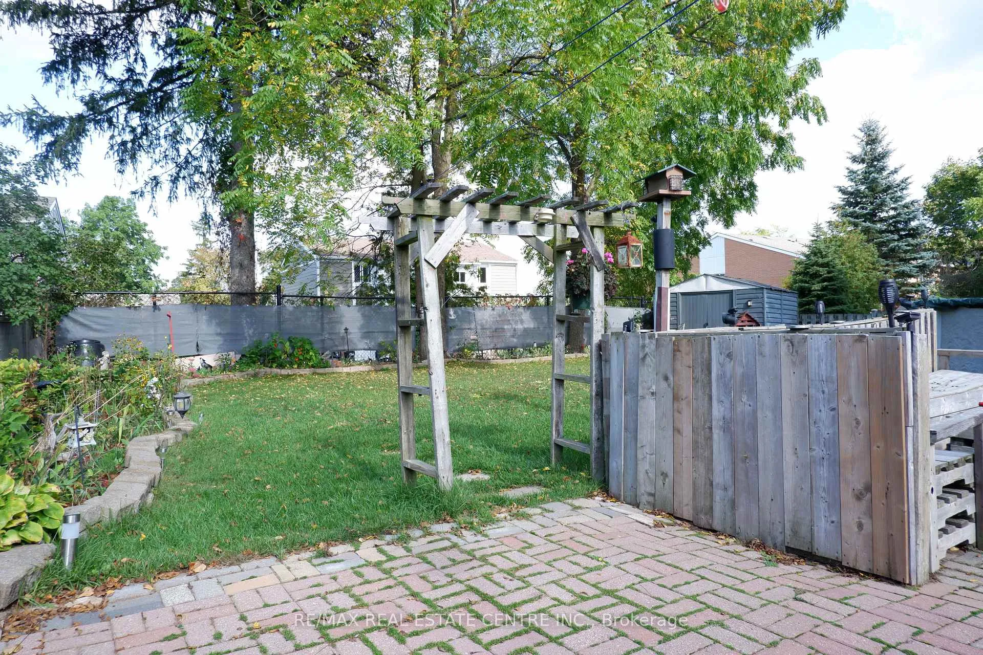 Photo 23 of 61 Cook Street, Halton Hills, Acton — HOMEH