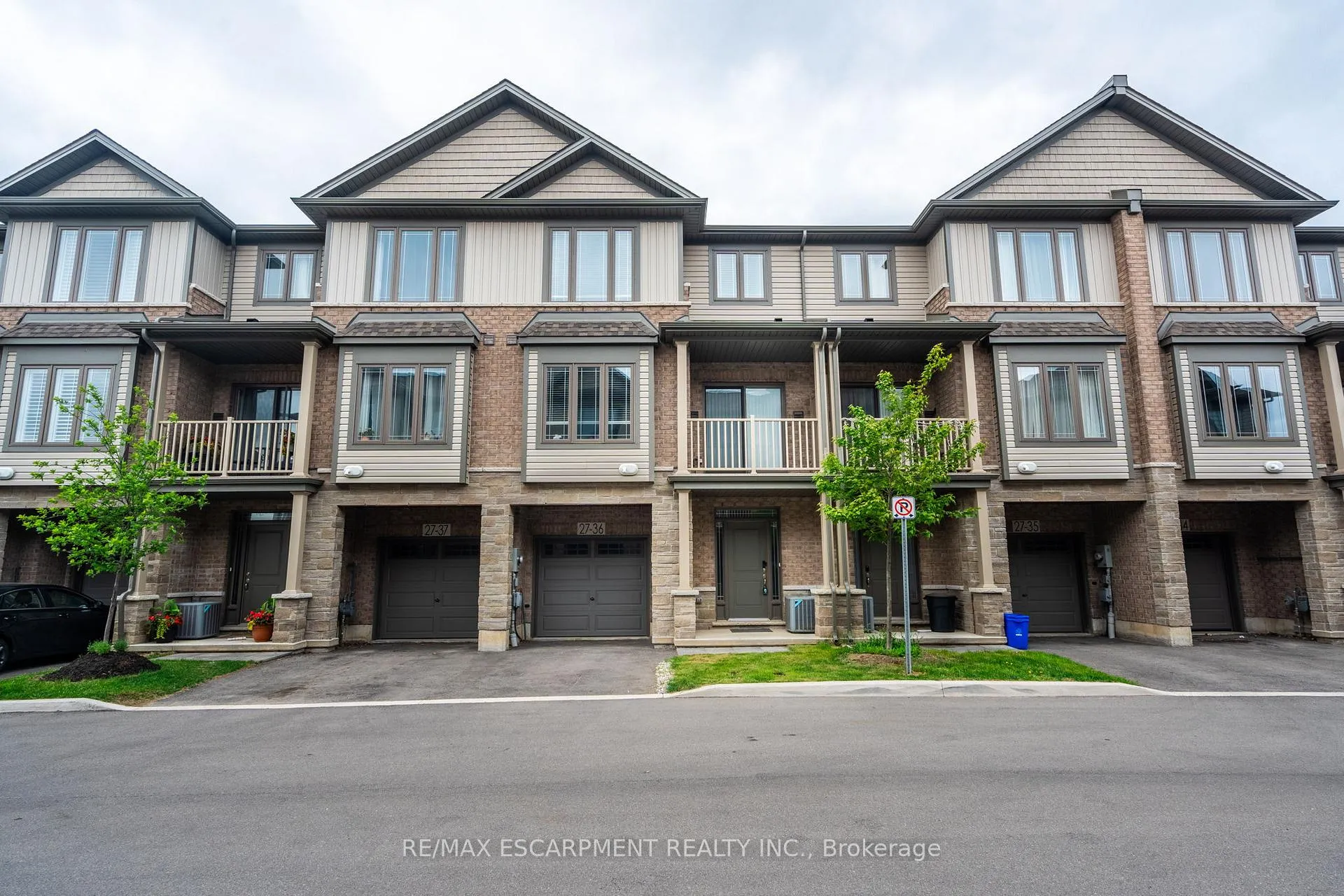 Front of Unit 36, 27 Rachel Drive