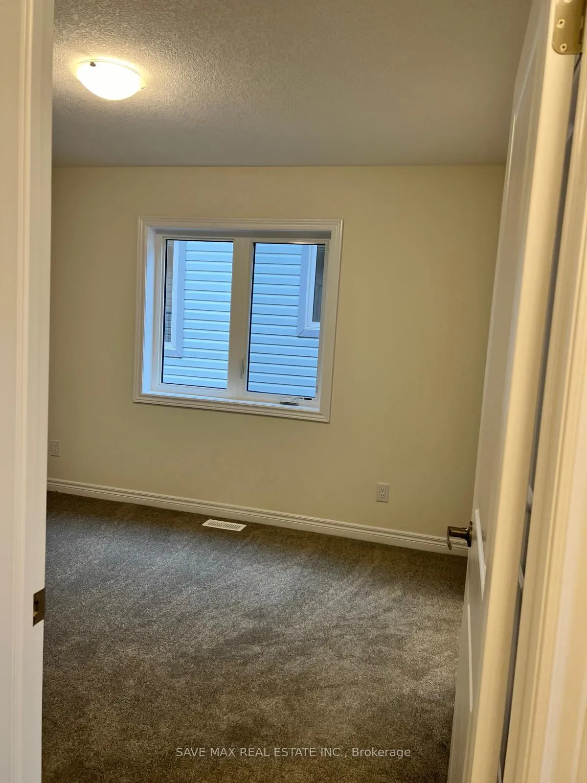 Photo 11 of 268 Broadacre Drive, Kitchener — HOMEH