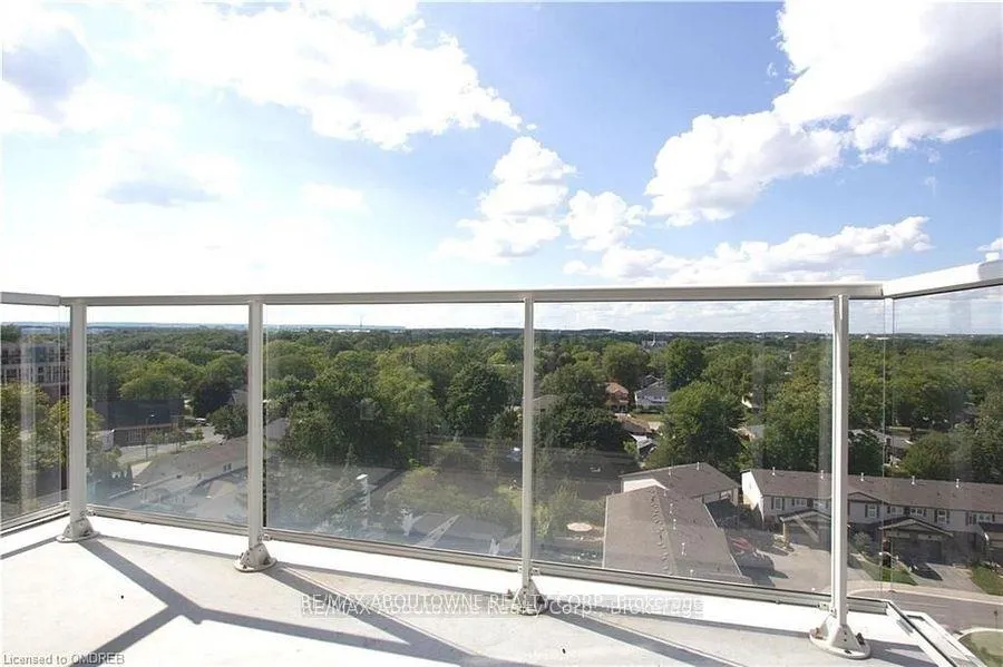 Photo 11 of Unit B0102, 133 Bronte Road, Oakville, Bronte — HOMEH