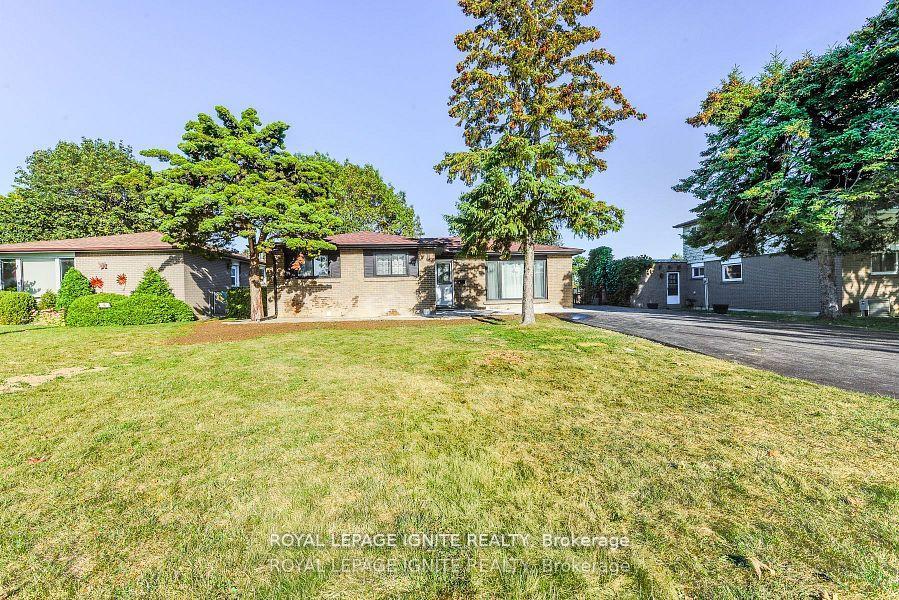 Photo 2 of 4 Drayton Crescent, Brampton, Southgate — HOMEH