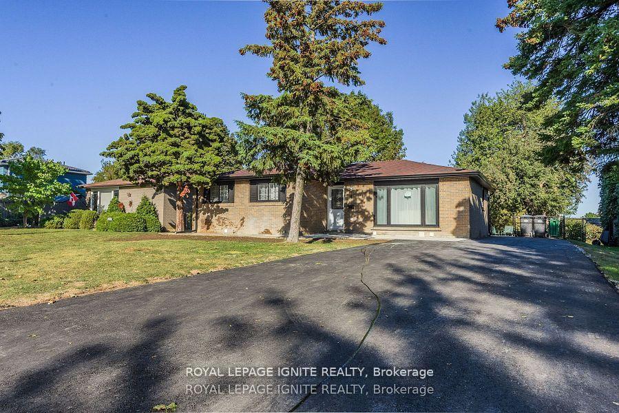 Photo 3 of 4 Drayton Crescent, Brampton, Southgate — HOMEH