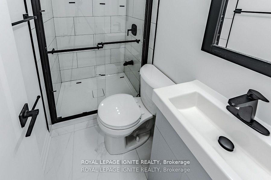 Photo 17 of 4 Drayton Crescent, Brampton, Southgate — HOMEH