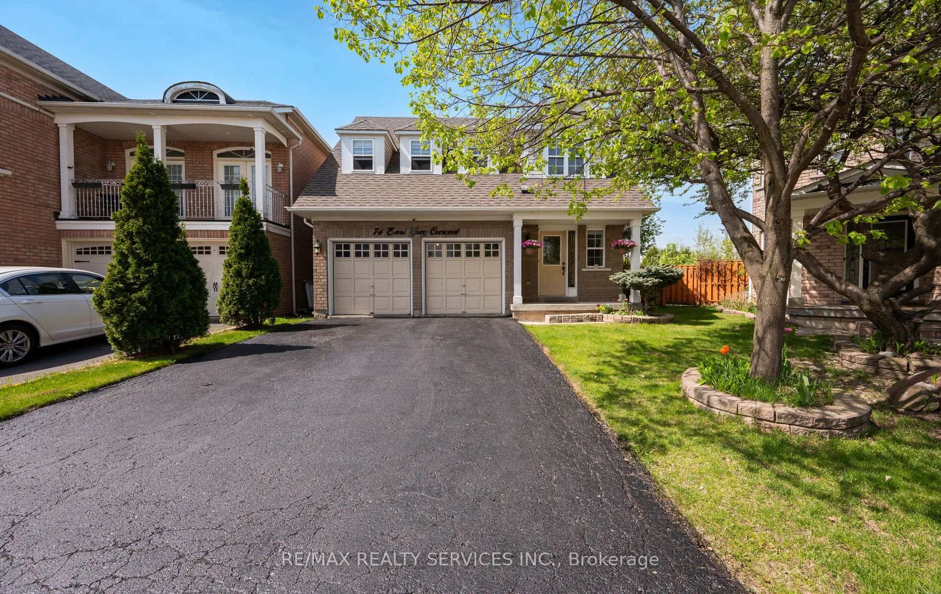 Photo 1 of 74 Earl Grey Crescent, Brampton, Fletcher's Meadow — HOMEH
