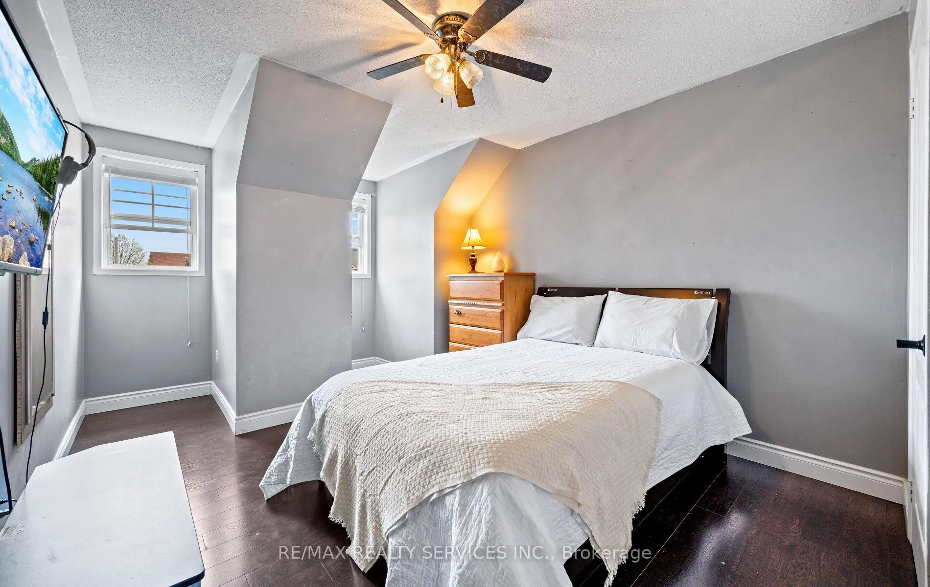 Photo 24 of 74 Earl Grey Crescent, Brampton, Fletcher's Meadow — HOMEH
