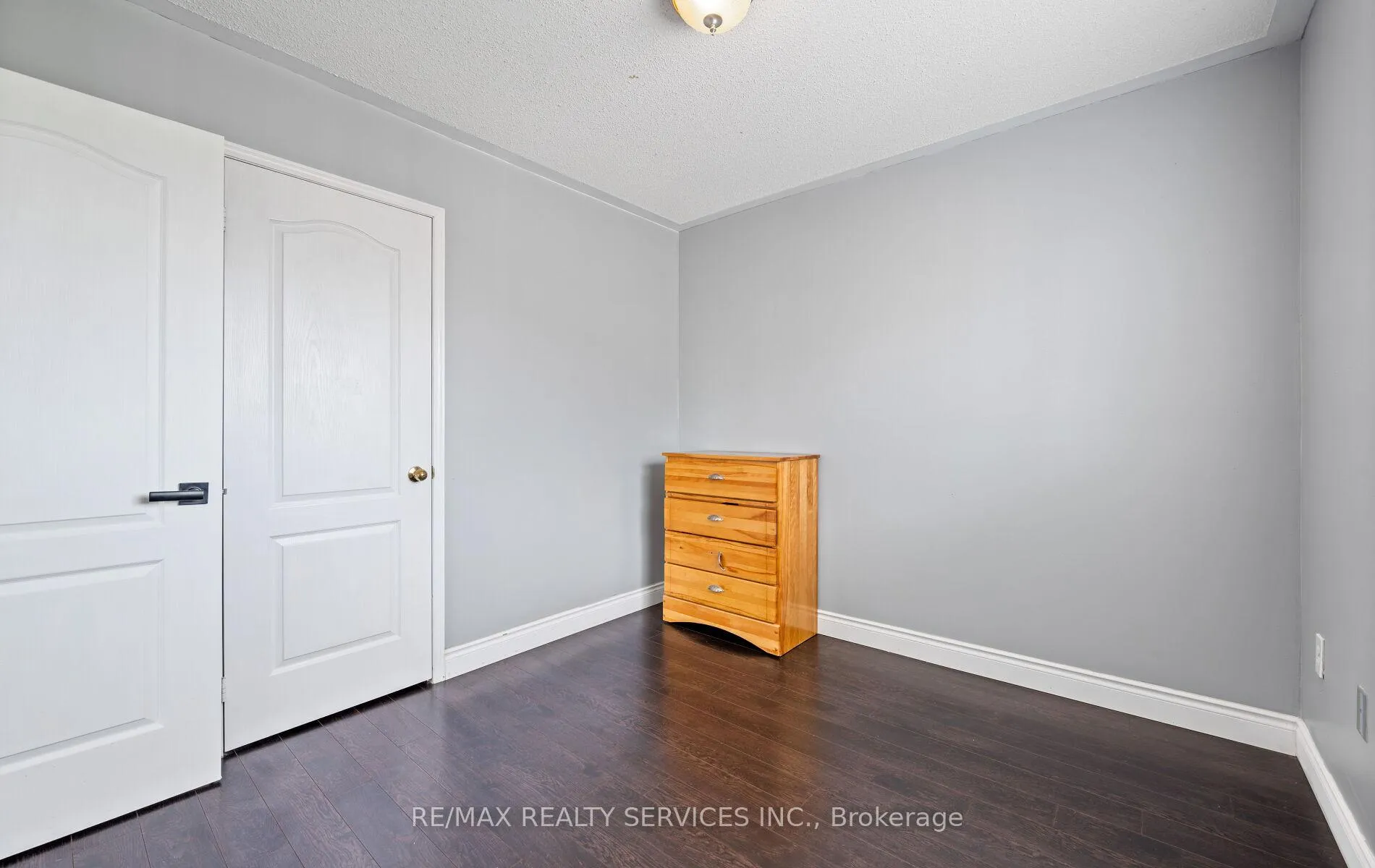 Photo 28 of 74 Earl Grey Crescent, Brampton, Fletcher's Meadow — HOMEH